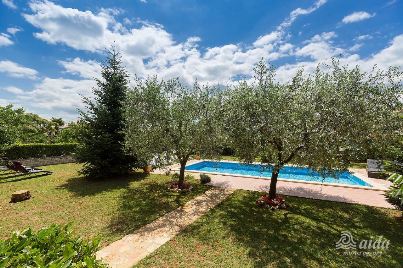 Family Vacation Villa Žbandaj 外观 照片